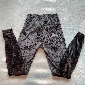 Lululemon - Wunder Lounge - crushed velvet Legging - Size 6 - French Press Brown